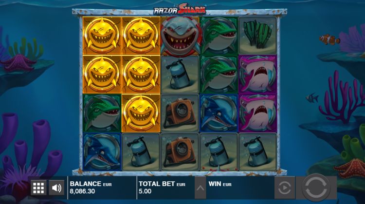 razor-shark-slot-feature